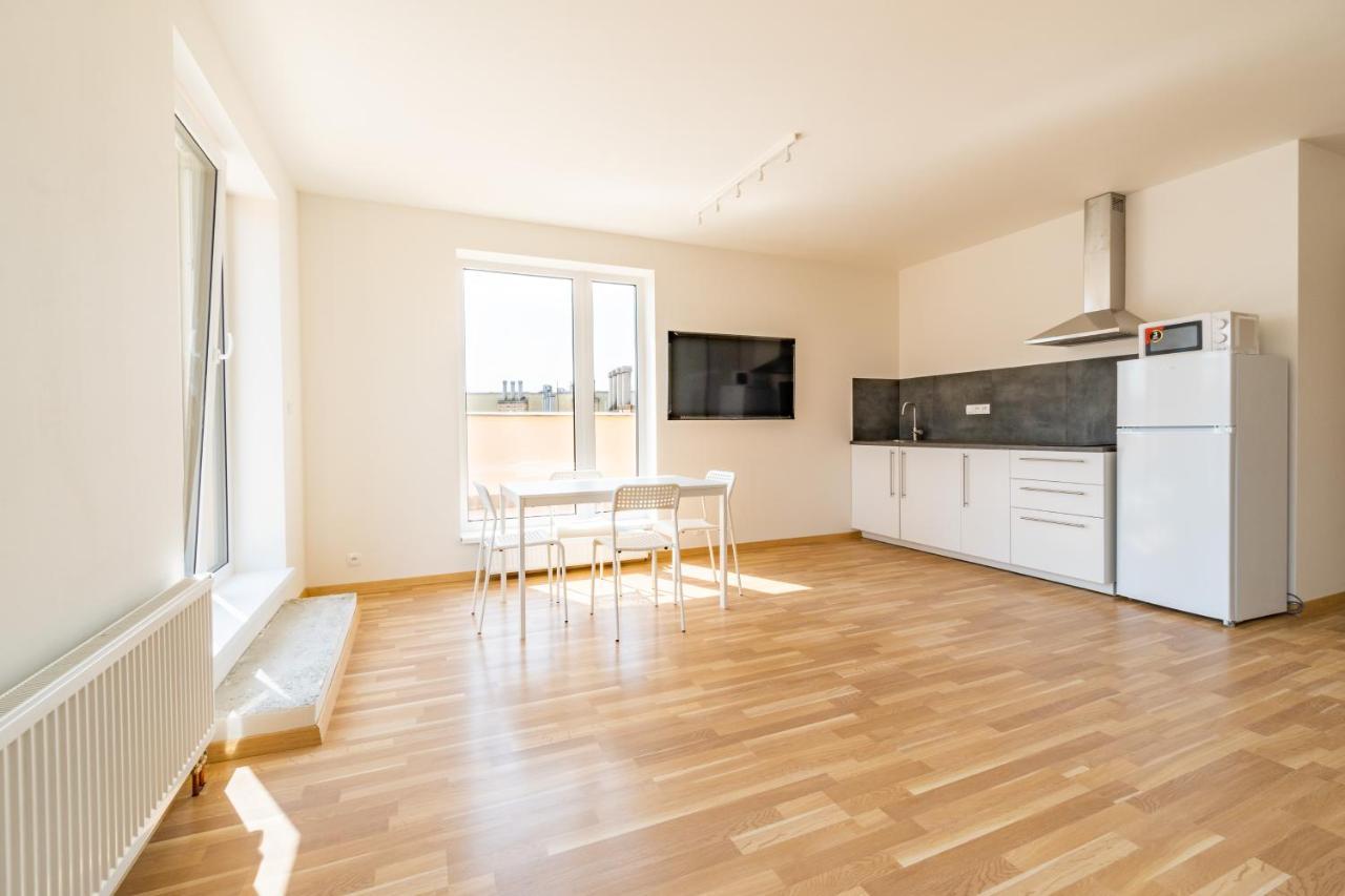 Penthouse # 81 With Panoramic View In Elite Rezidence With Free Parking * Prag