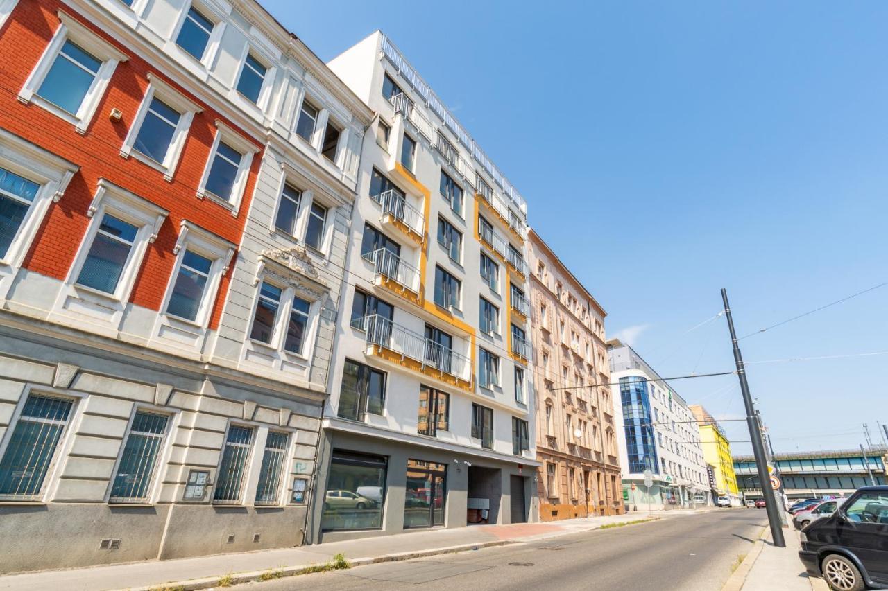 Apartment Penthouse # 81 With Panoramic View In Elite Rezidence With Free Parking Prag